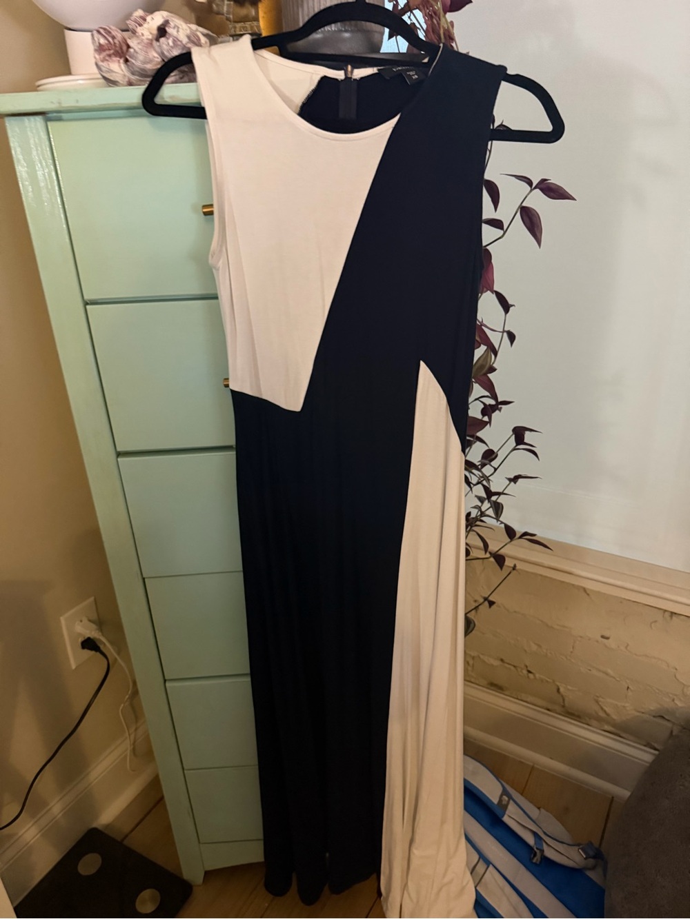 Karen Kane Black and White Asymmetrical Maxi Dress